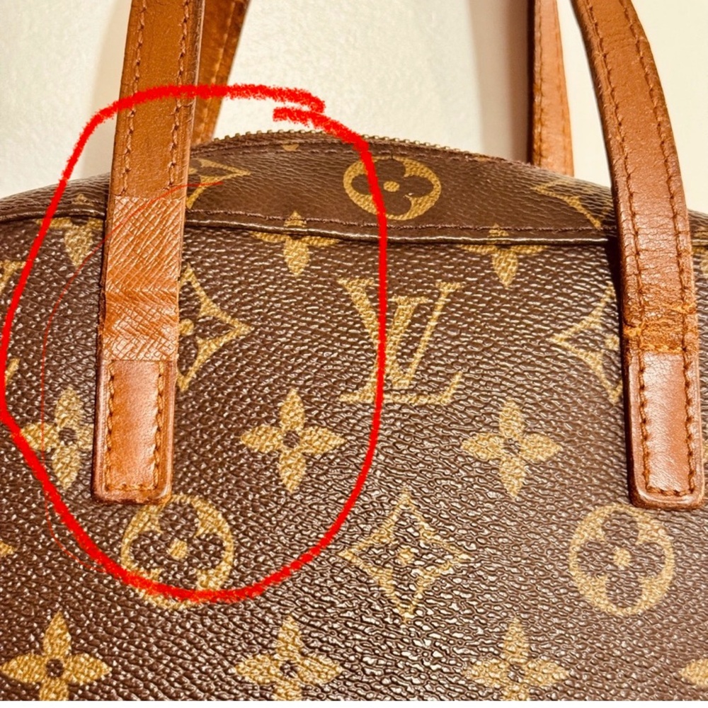 Louis Vuitton monogram hand bag can be attached a strap on it to be shoulder bag - Picture 5 of 16
